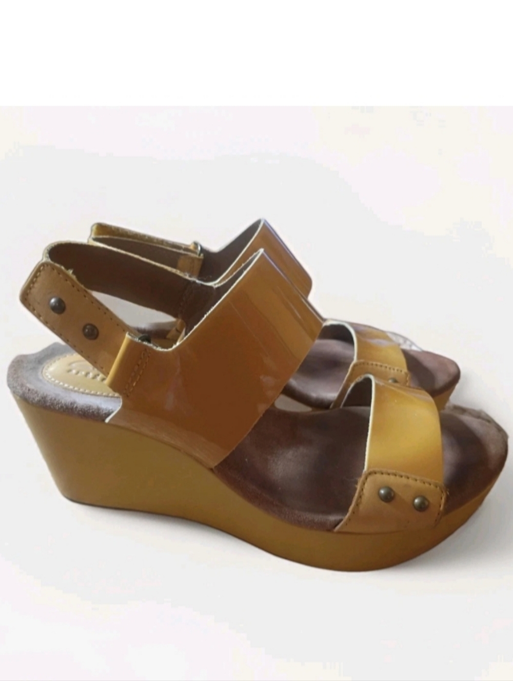 Clark's Wedge Sandals Yellow 7.5 Stylish Women's Summer Shoes